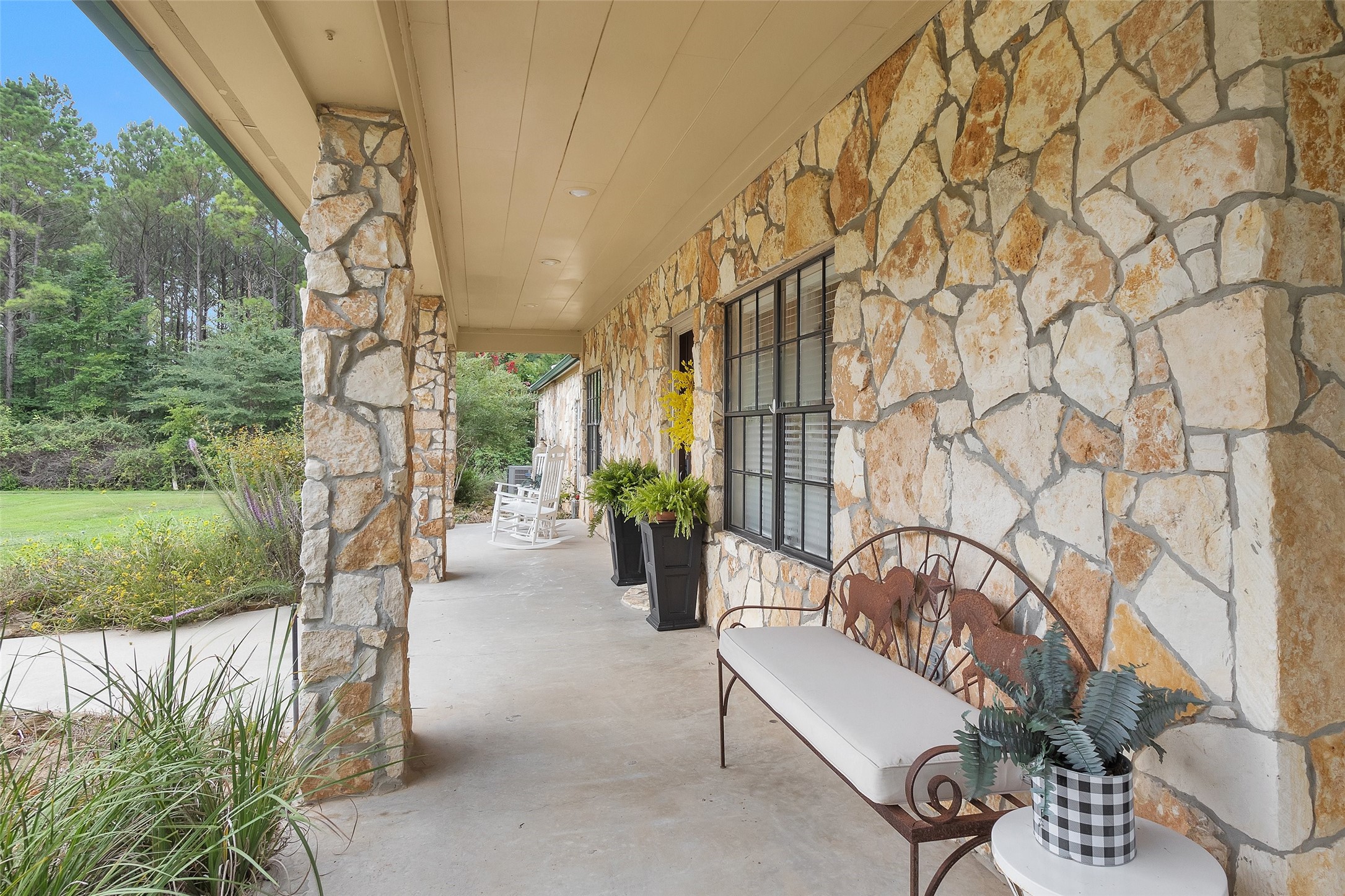 2286 Spring Branch Road Montgomery, TX 77316 - Photo 6 of 50