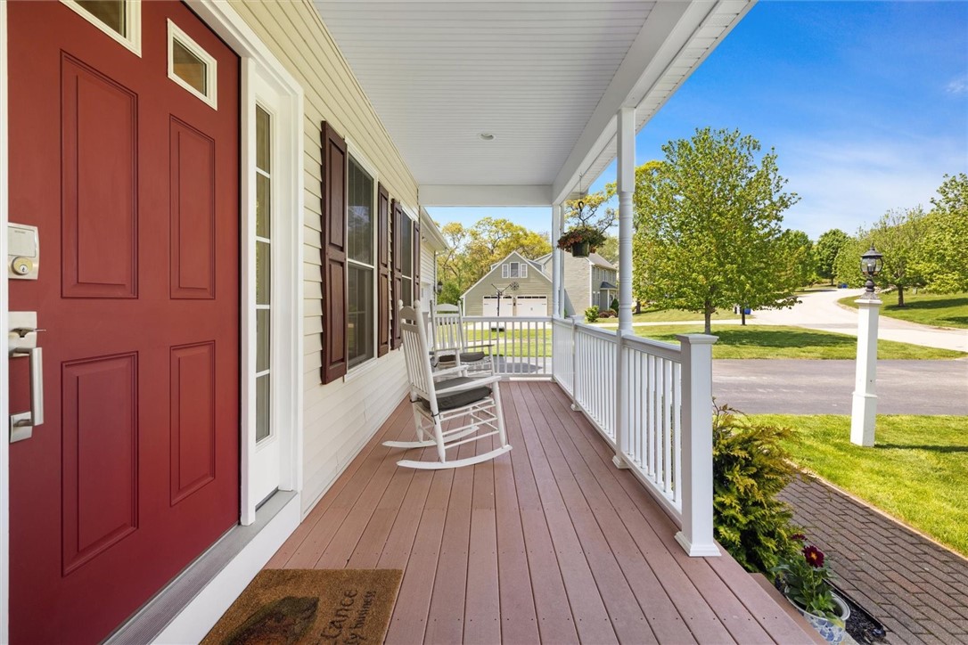 243 Cottrell Road Tiverton, RI 02878 - Photo 4 of 47
