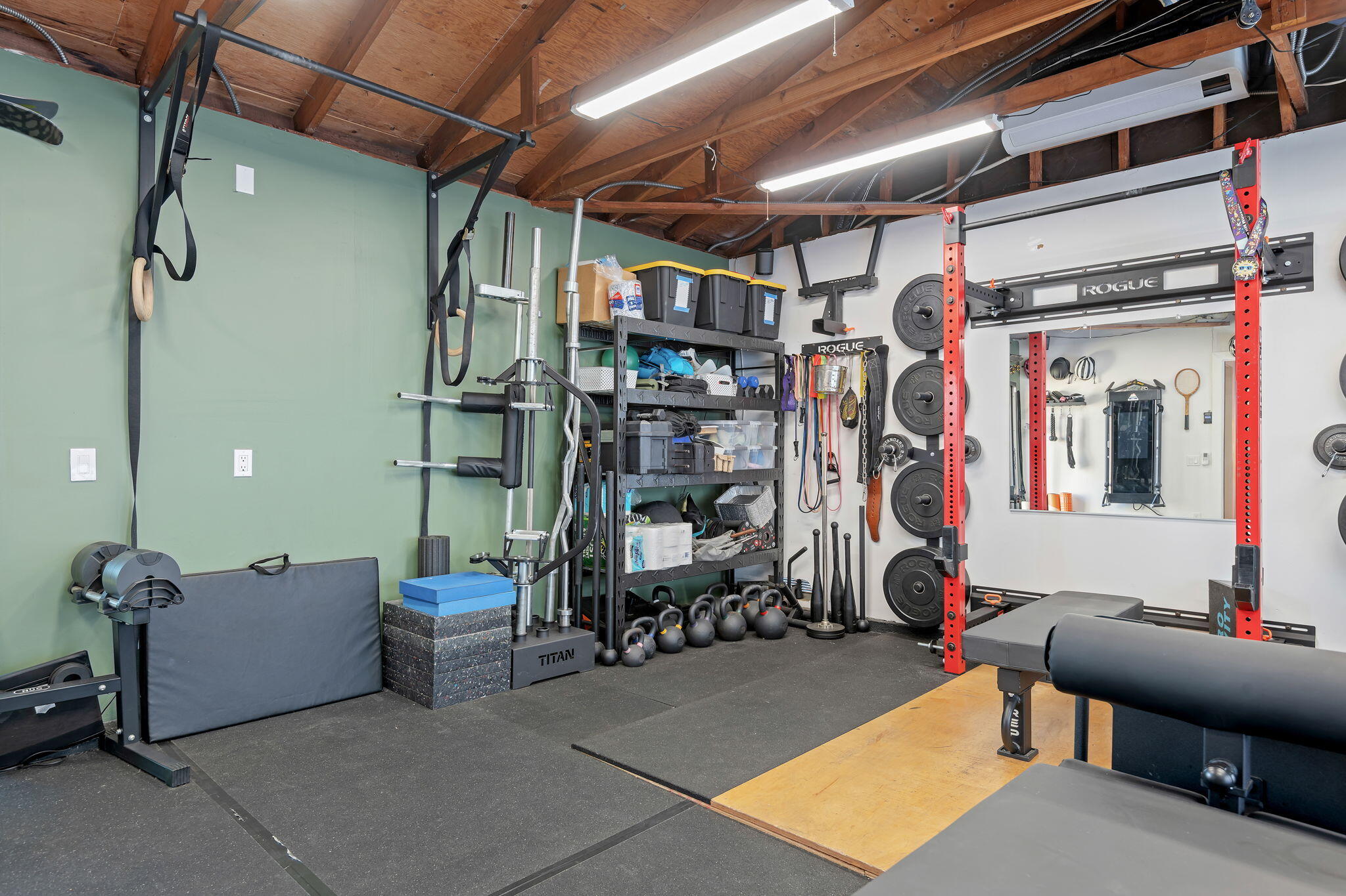 225 Constance Lane Santa Barbara, CA 93105 - Photo 29 of 31 31-Garage Gym