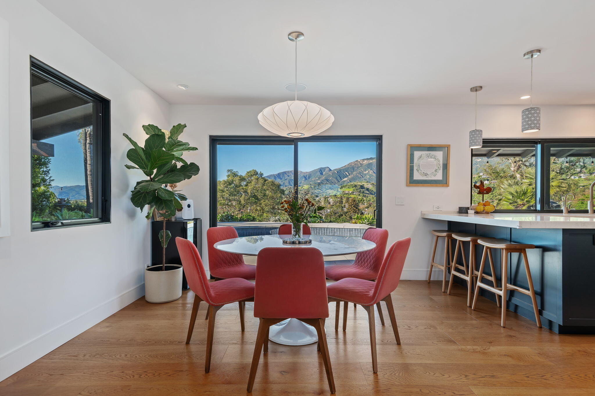 225 Constance Lane Santa Barbara, CA 93105 - Photo 7 of 31 8-Dining