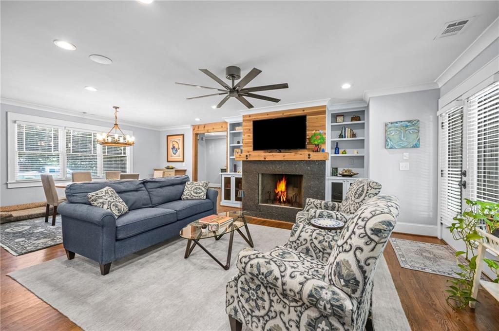 2245 Vistamont Drive Decatur, GA 30033 - Photo 6 of 32