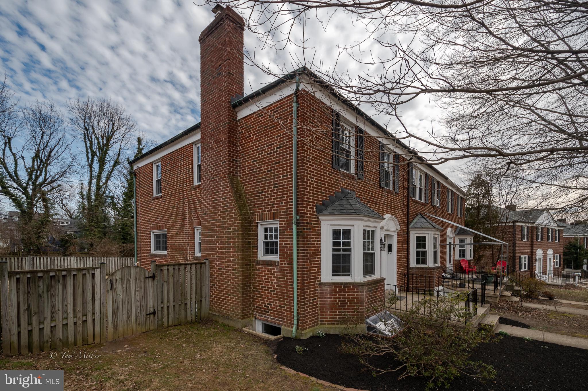 6417 Blenheim Road Baltimore, MD 21212 - Photo 2 of 47