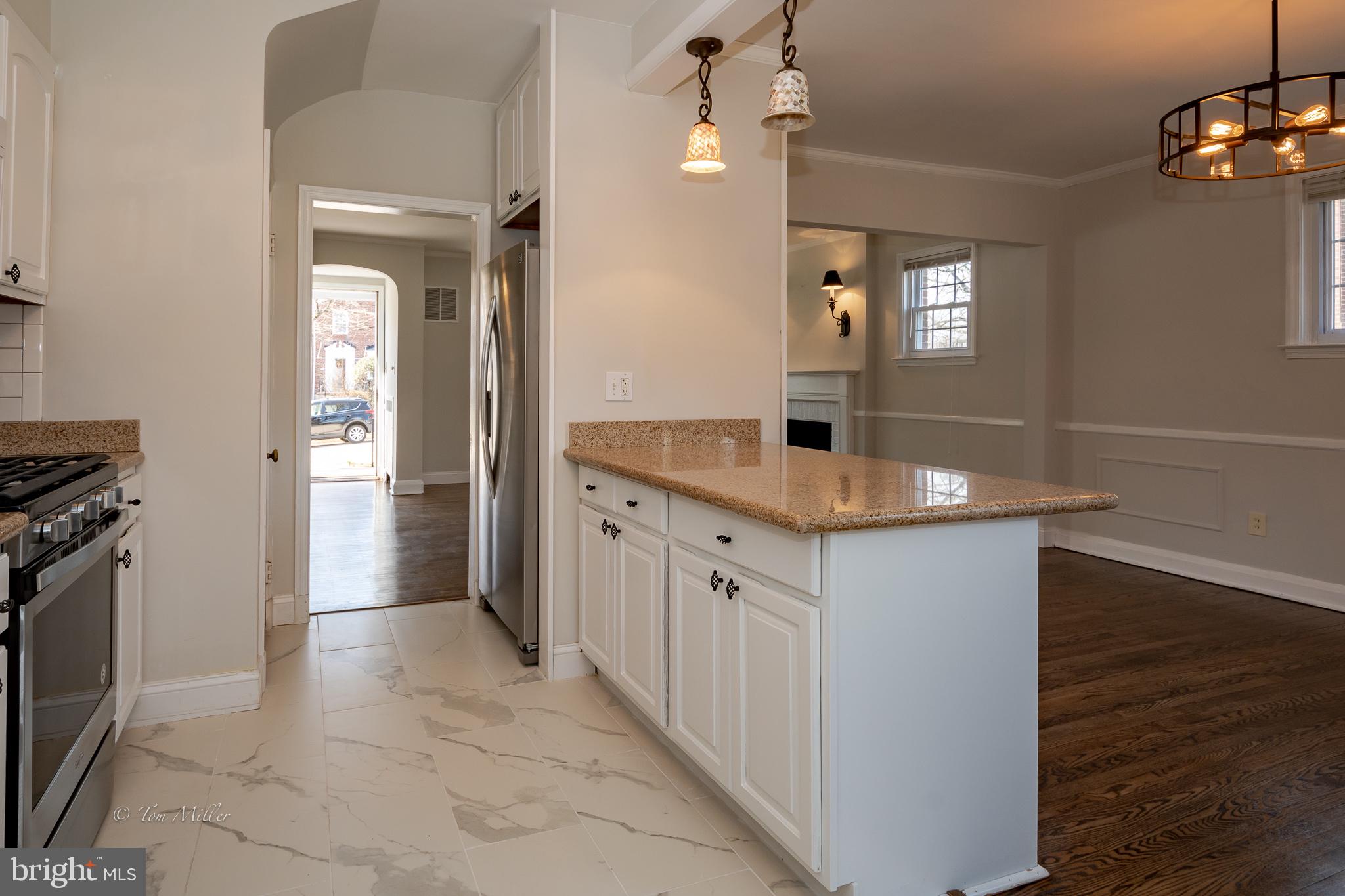 6417 Blenheim Road Baltimore, MD 21212 - Photo 14 of 47