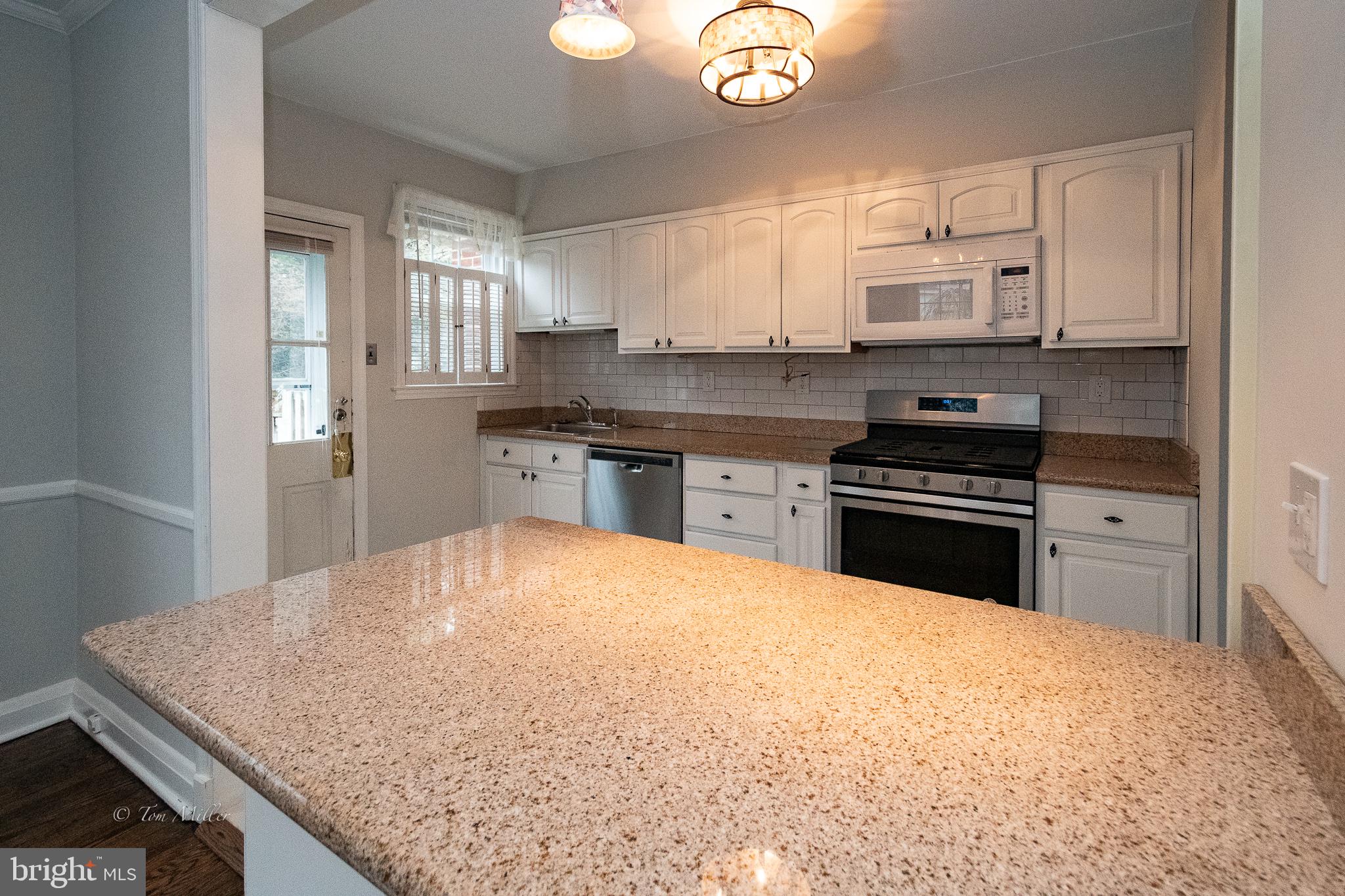 6417 Blenheim Road Baltimore, MD 21212 - Photo 15 of 47