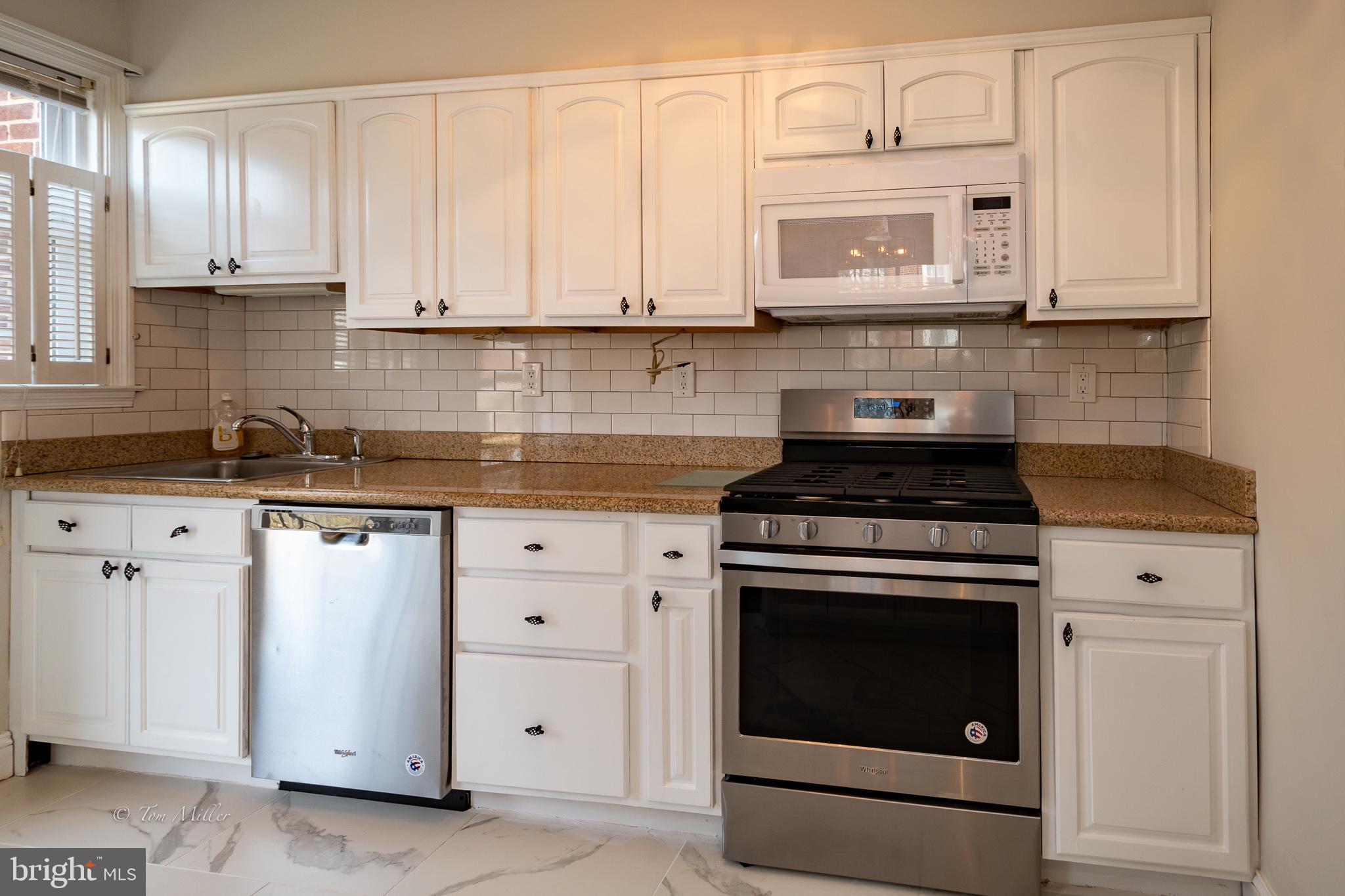 6417 Blenheim Road Baltimore, MD 21212 - Photo 19 of 47