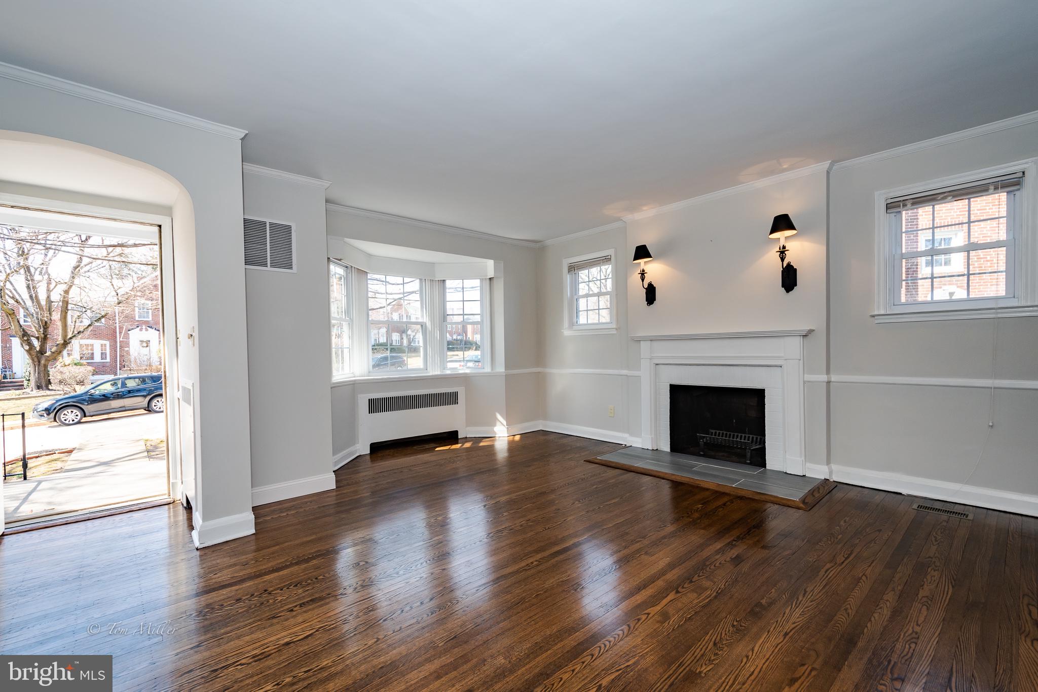 6417 Blenheim Road Baltimore, MD 21212 - Photo 4 of 47