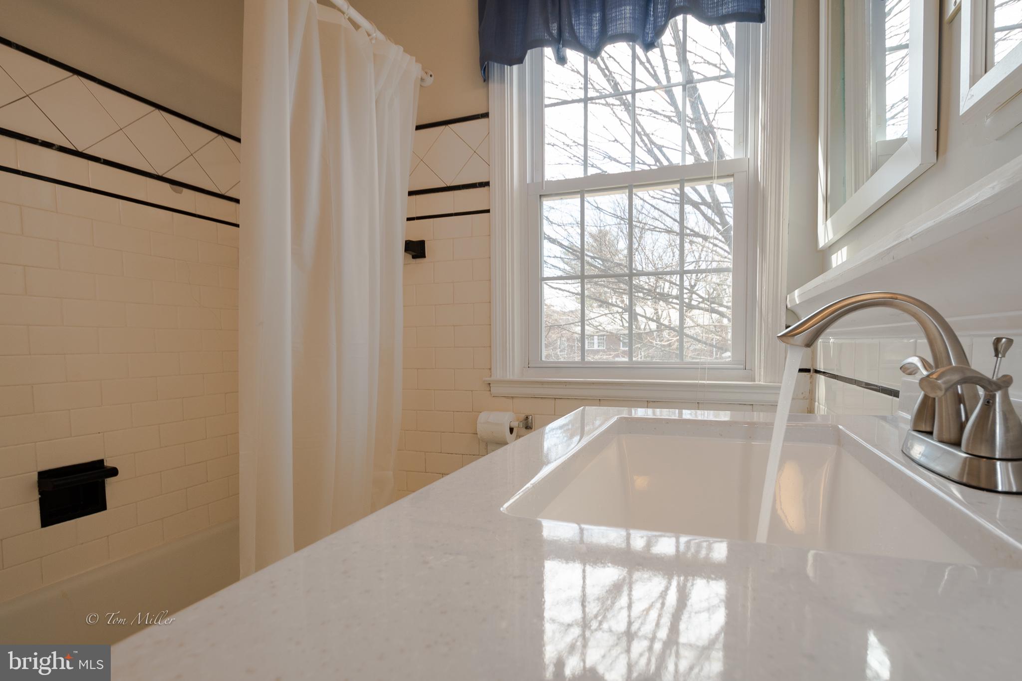 6417 Blenheim Road Baltimore, MD 21212 - Photo 33 of 47