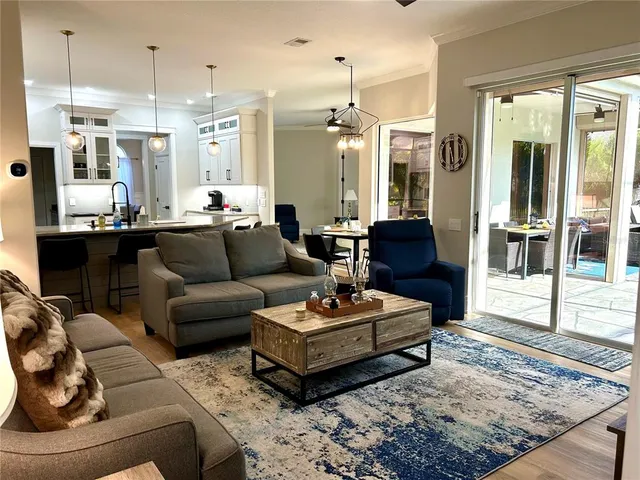 $5,600 | 7448 39th Court East, Sarasota, FL 34243