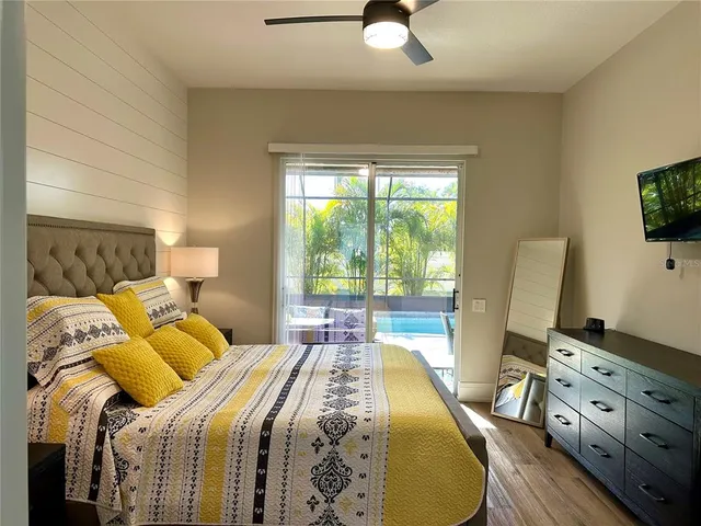 $5,600 | 7448 39th Court East, Sarasota, FL 34243