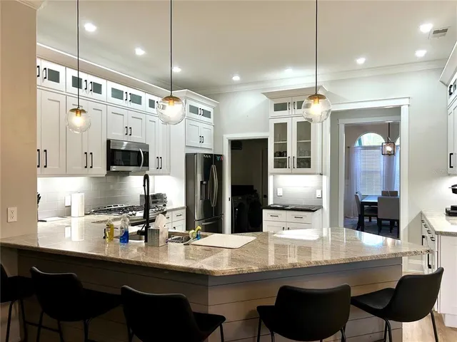 $5,600 | 7448 39th Court East, Sarasota, FL 34243