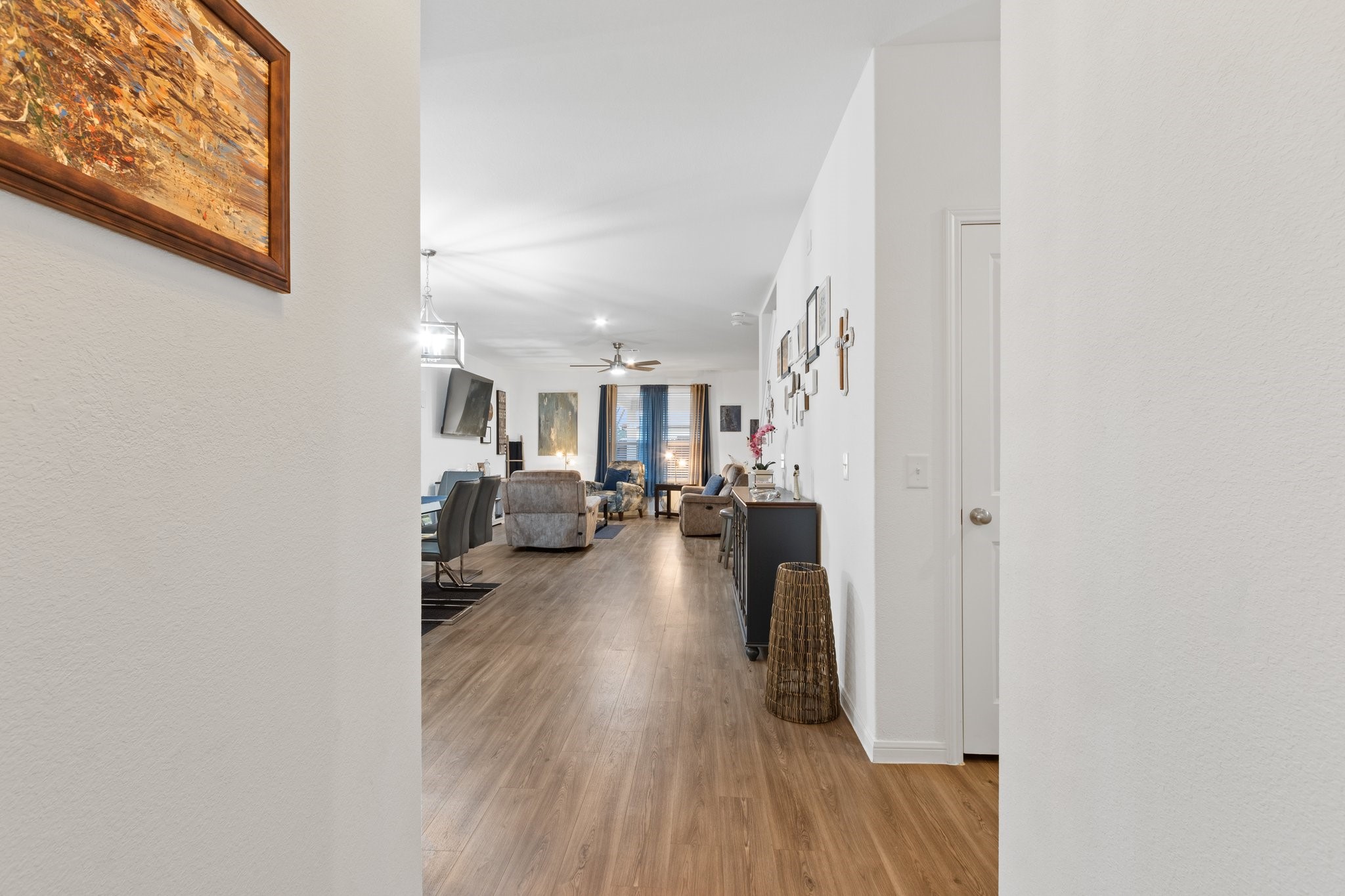 5834 Finely Run St Spring Spring, TX 77373 - Photo 6 of 50 a view of a living room and dining room