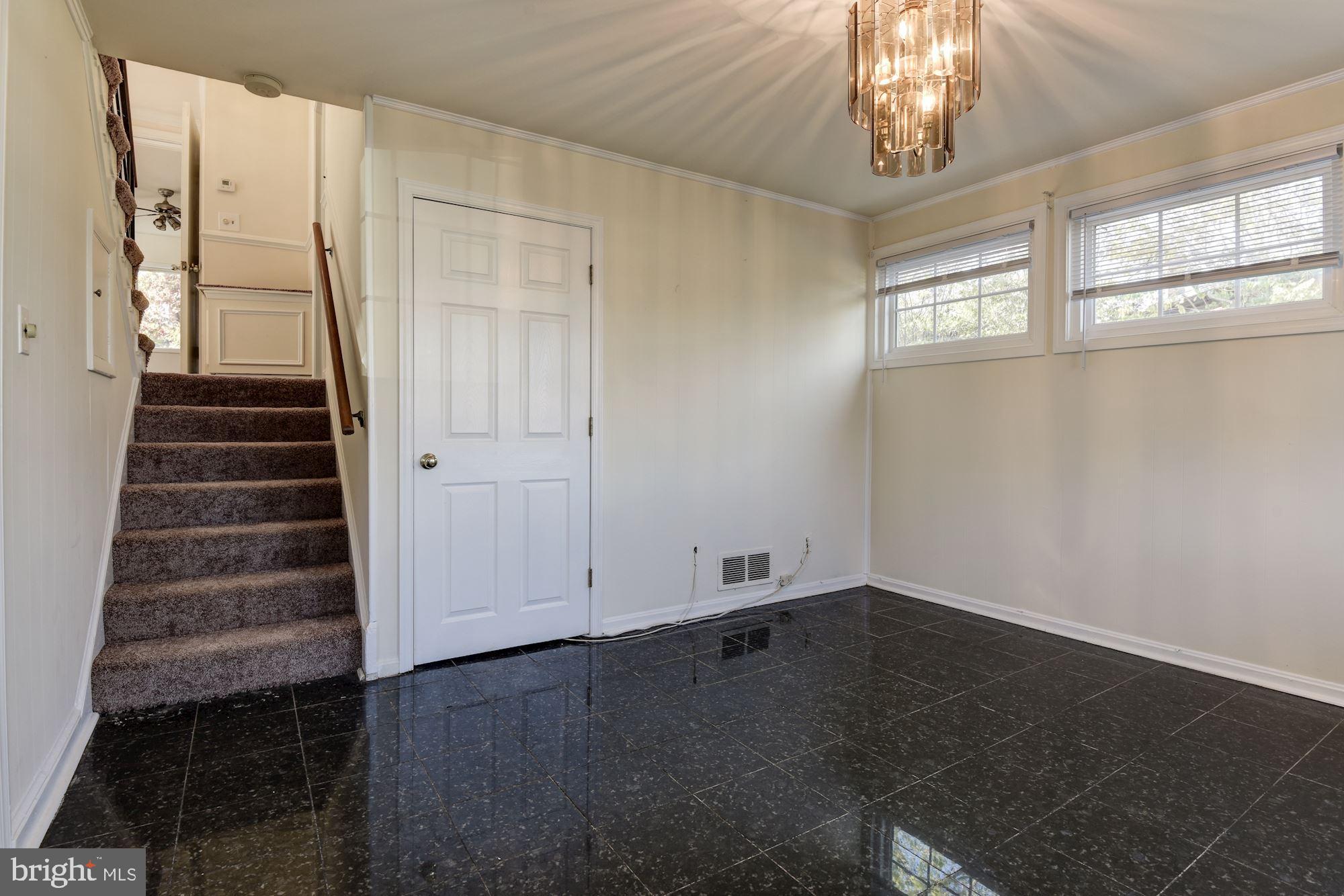 6341 Beryl Road Alexandria, VA 22312 - Photo 6 of 51