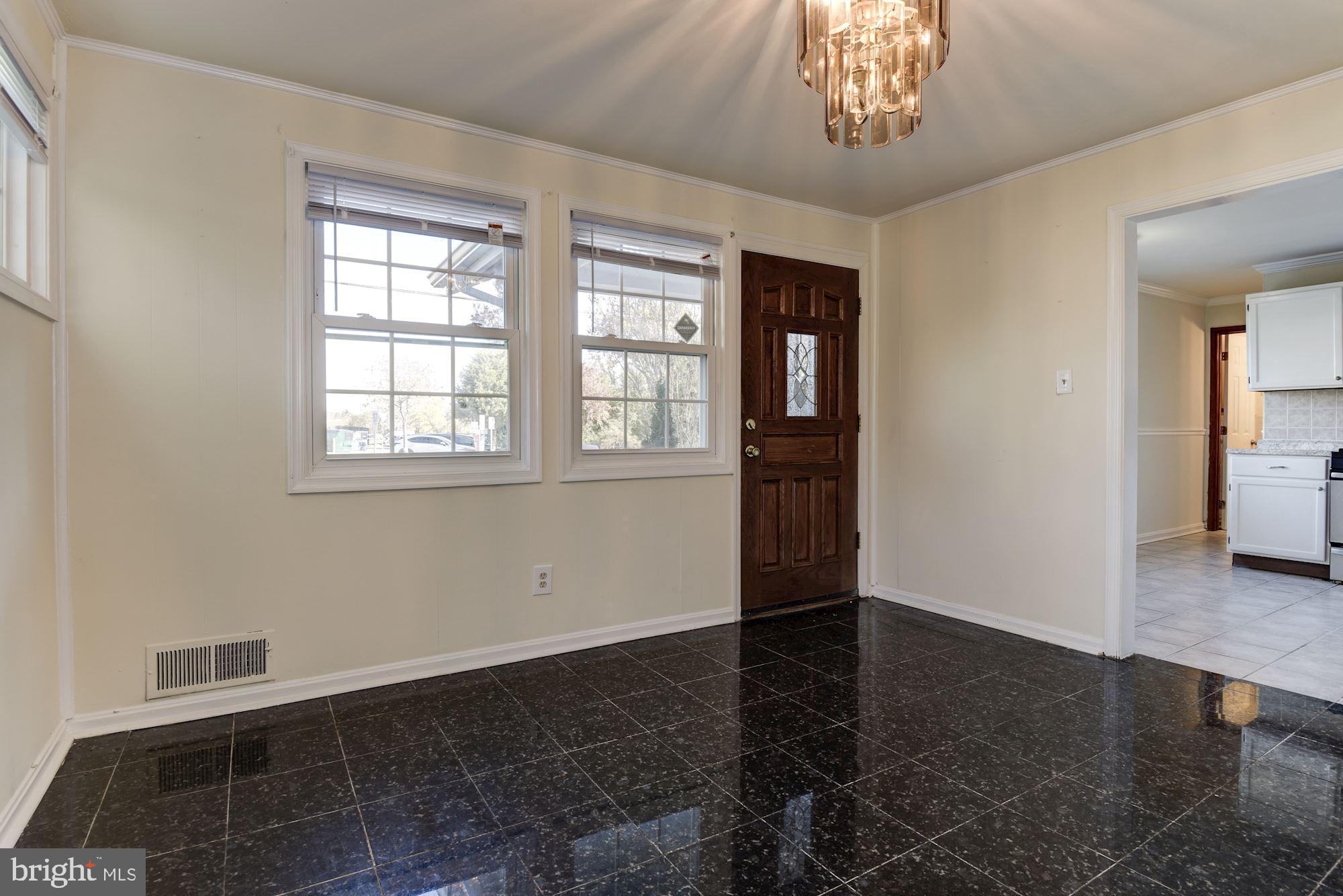 6341 Beryl Road Alexandria, VA 22312 - Photo 8 of 51