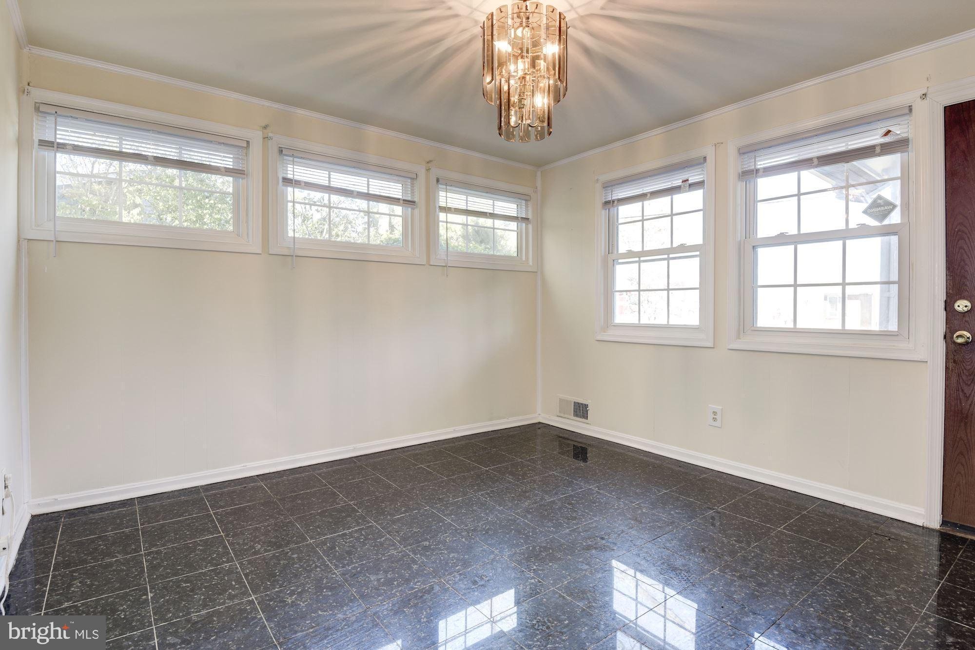 6341 Beryl Road Alexandria, VA 22312 - Photo 9 of 51