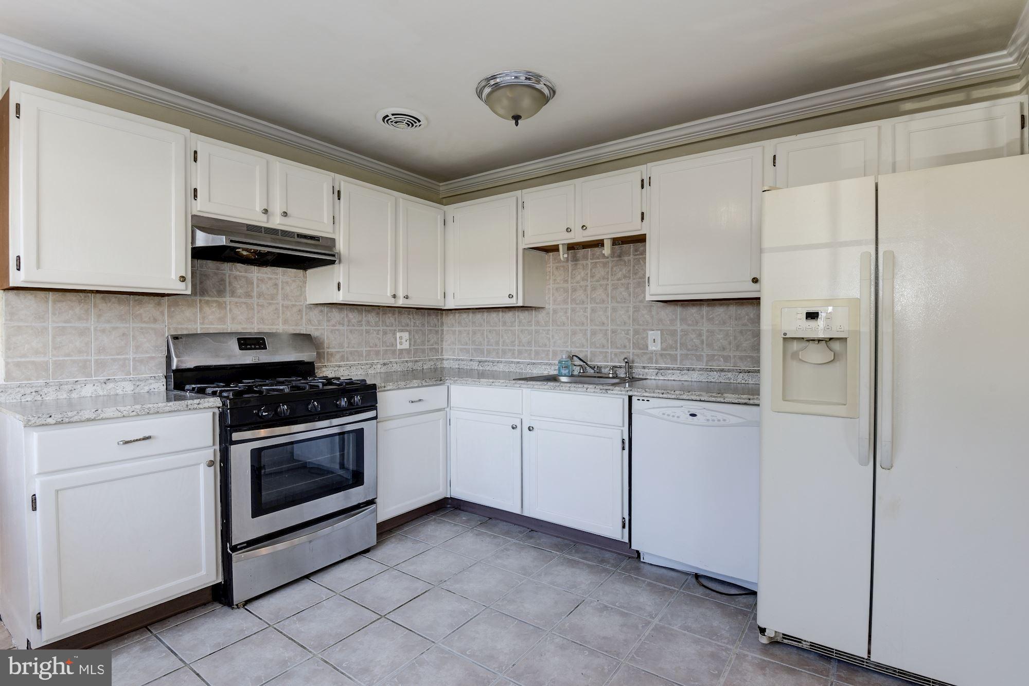 6341 Beryl Road Alexandria, VA 22312 - Photo 10 of 51
