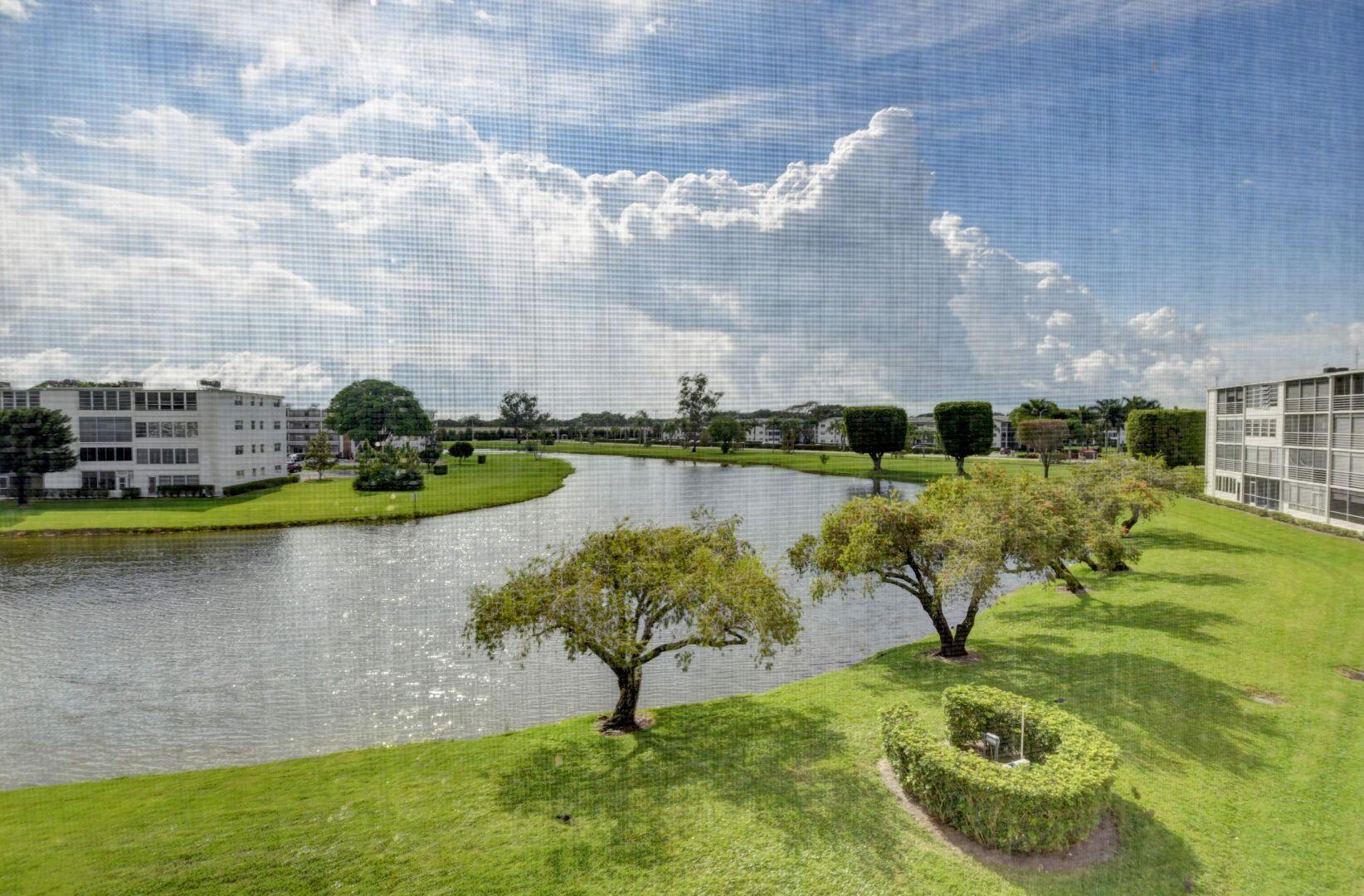 3014 Guildford East Boca Raton, FL 33434 - Photo 29 of 50 Lake View