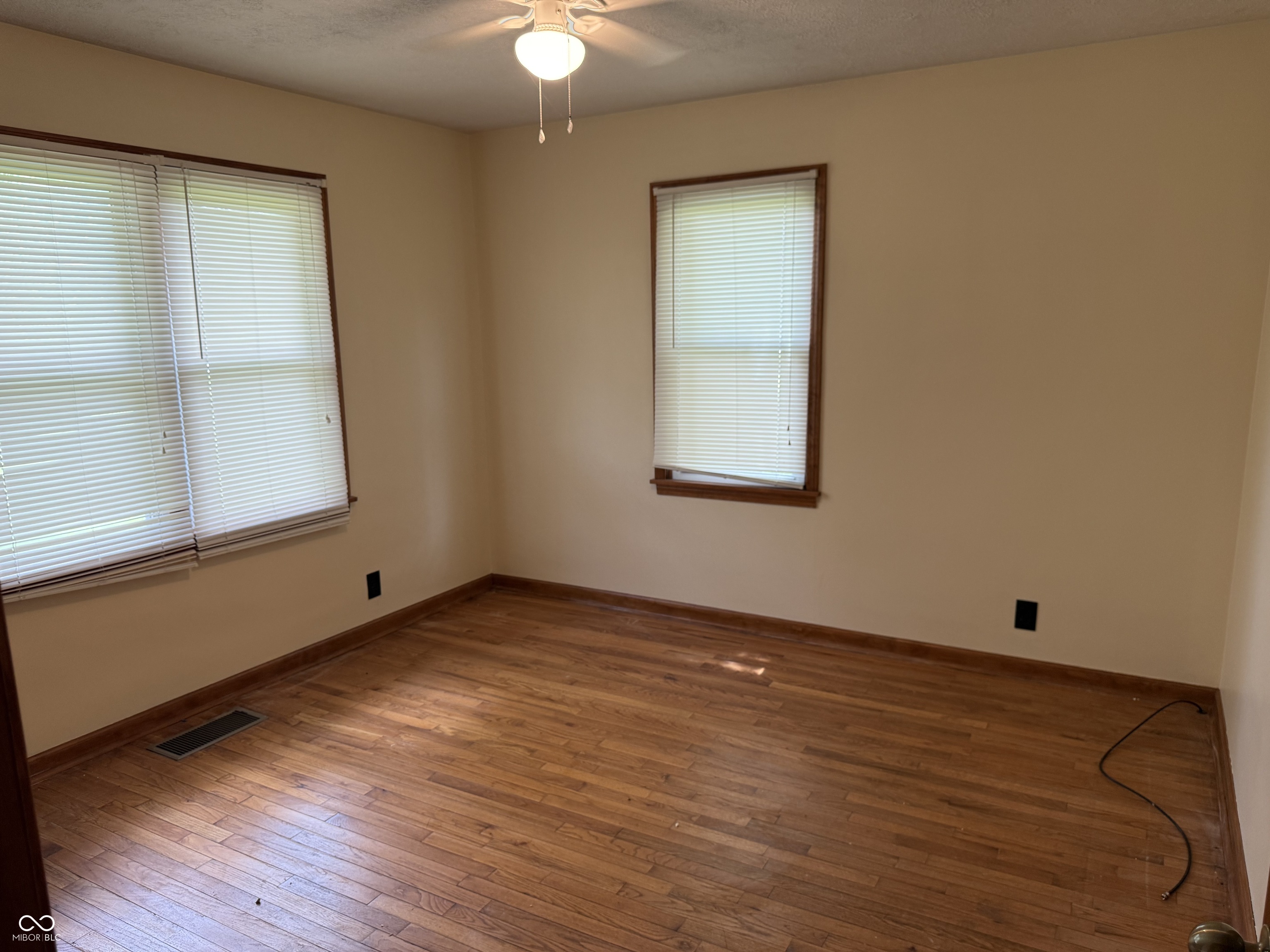 6648 McFarland Road Indianapolis, IN 46227 - Photo 8 of 33