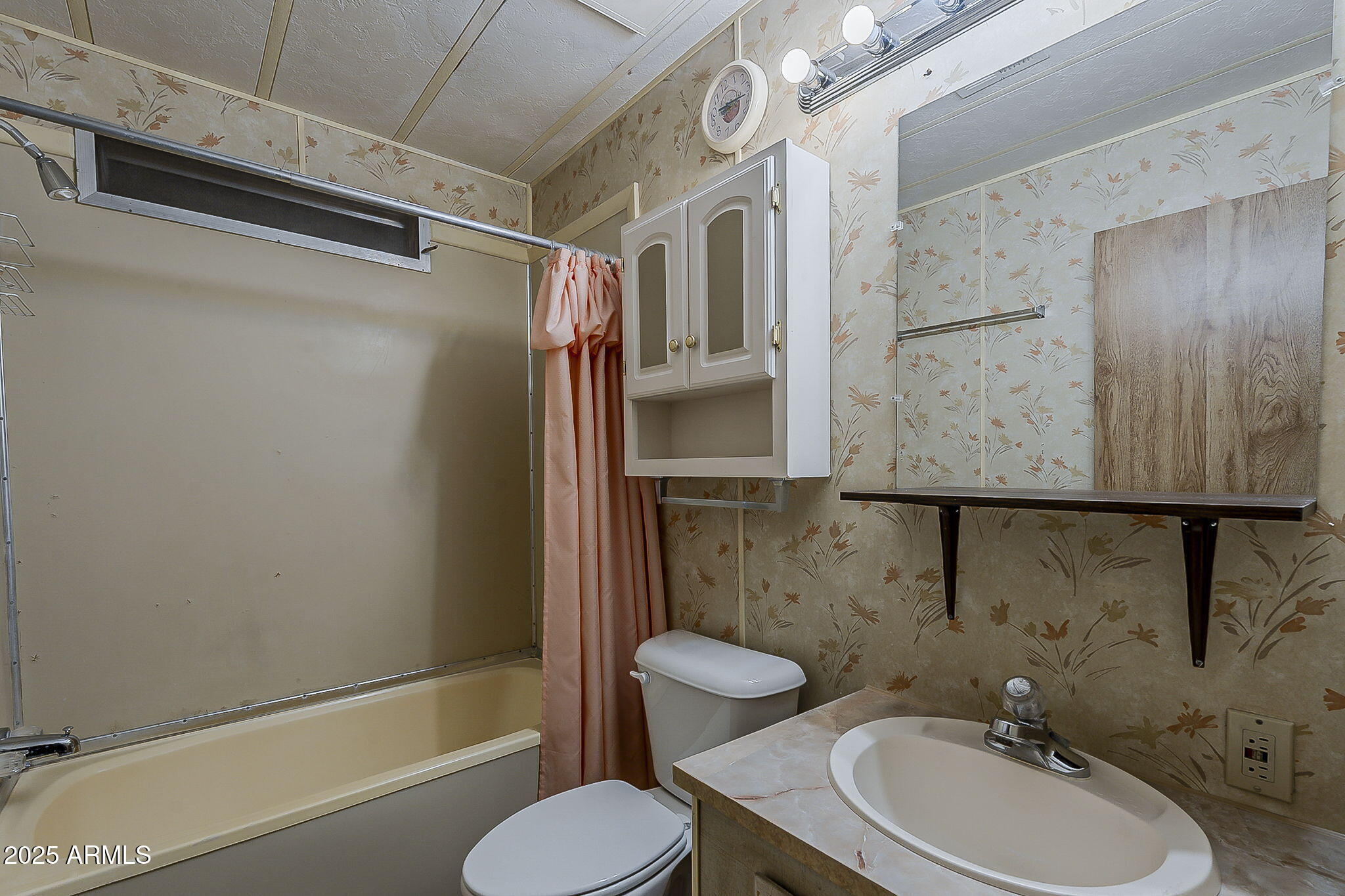 1617 South Cortez Road, Unit 1 Apache Junction, AZ 85119 - Photo 21 of 33 a bathroom with a sink toilet and shower