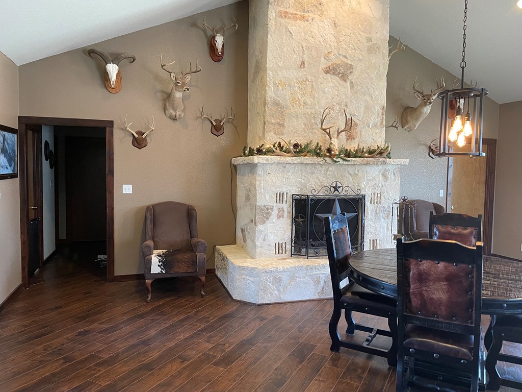 544 Cinco Springs Road Junction, TX 76849 - Photo 11 of 27 Gallery Image 11