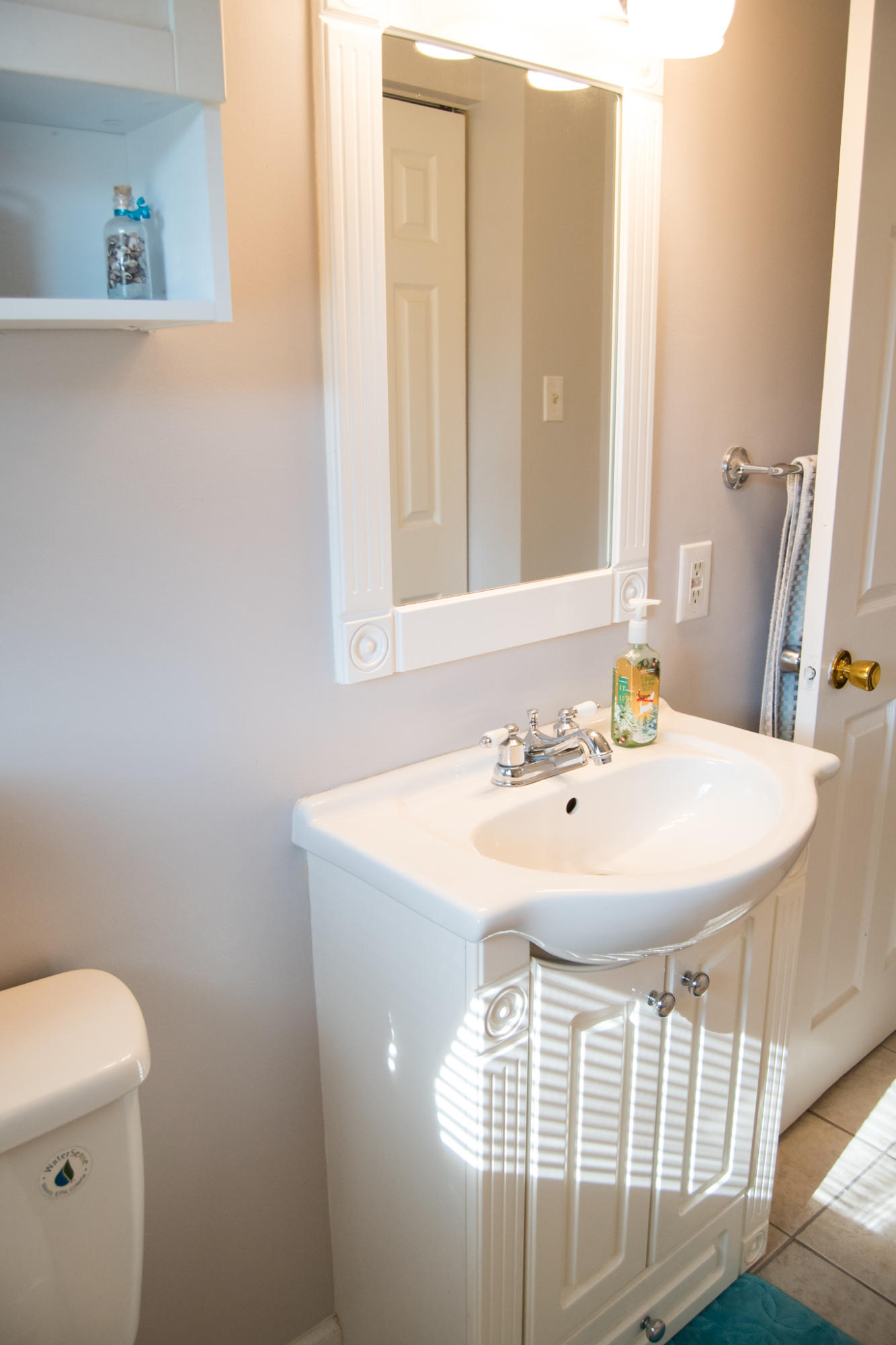 5409 Palm Valley Road Roanoke, VA 24019 - Photo 18 of 36 Bathroom