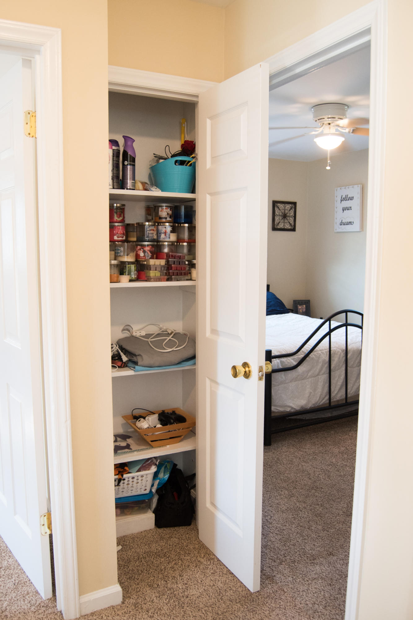 5409 Palm Valley Road Roanoke, VA 24019 - Photo 28 of 36 Linen Closet