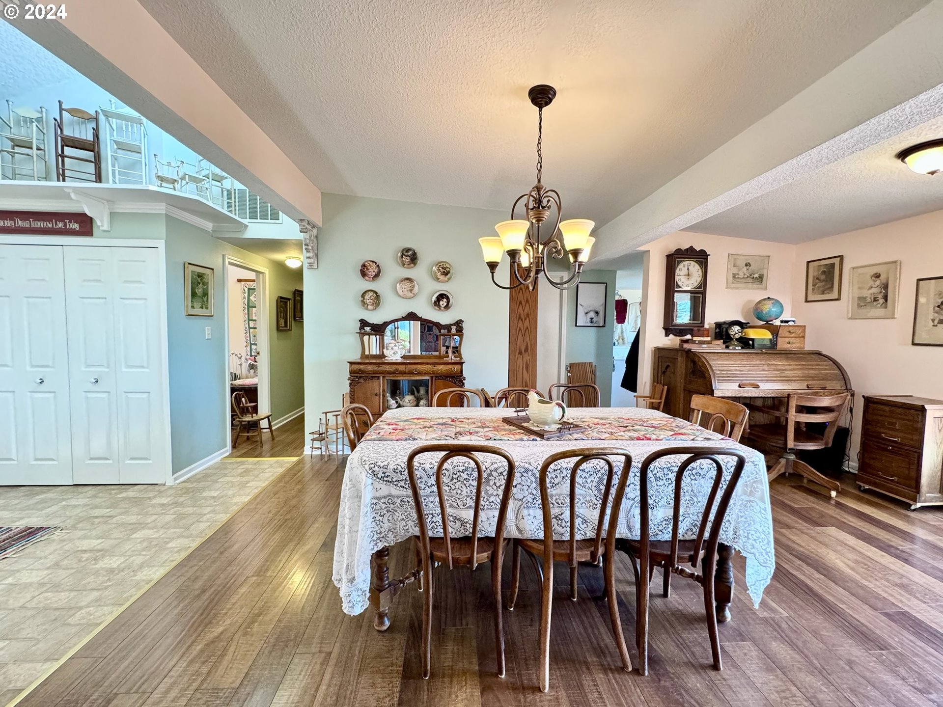 40101 Southeast Gibson Road Washougal, WA 98671 - Photo 9 of 45 Dining Area