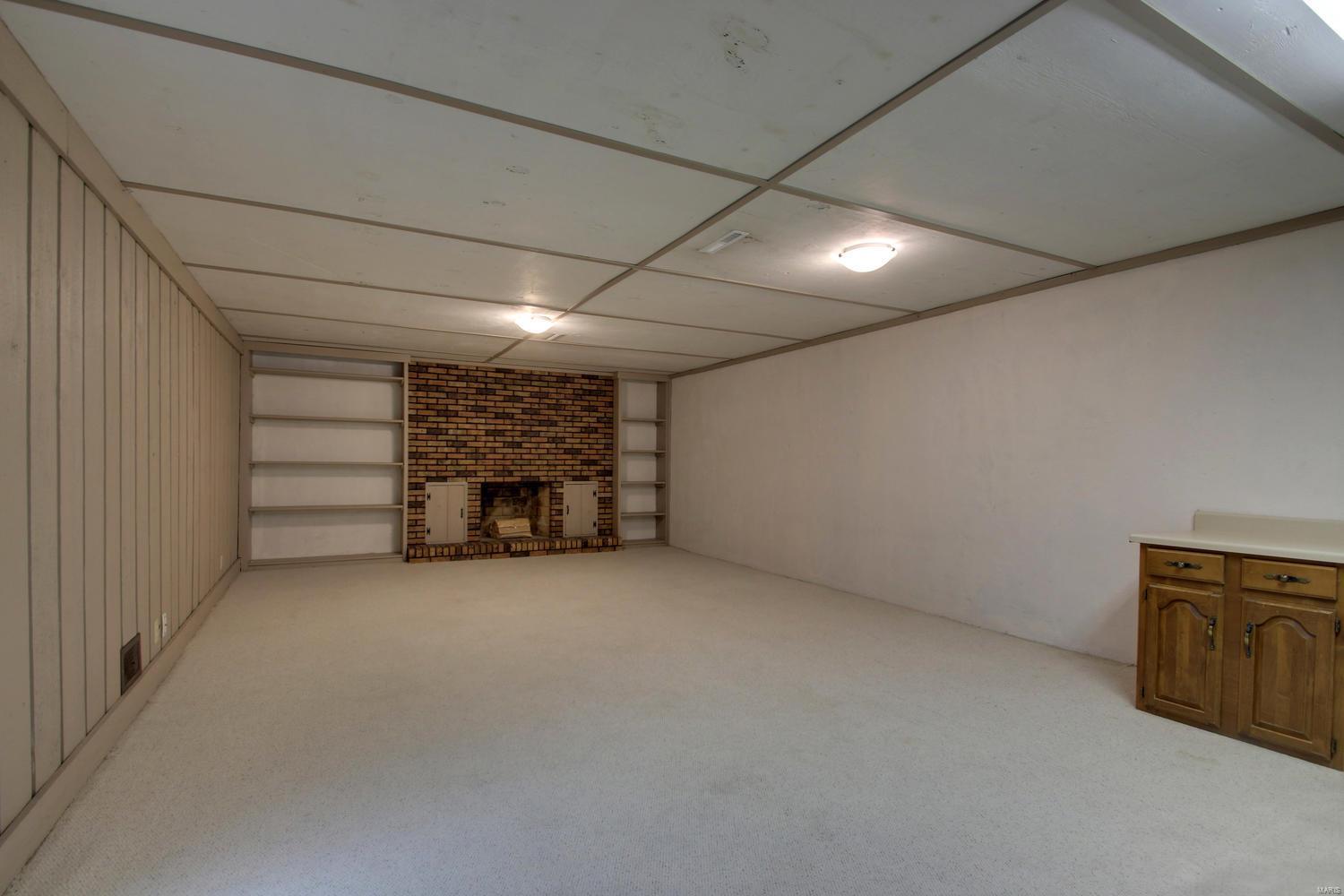 2634 Curved Creek Road Quincy, IL 62301 - Photo 7 of 31 Gallery Image 7