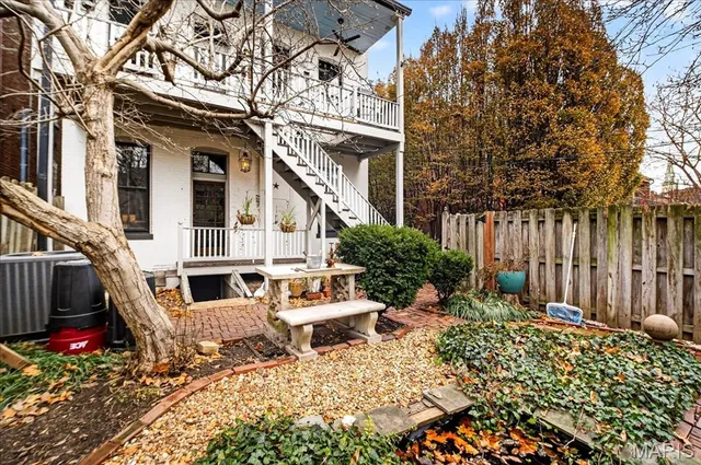 $1,900 | 1010 Allen Avenue, St. Louis, MO 63104