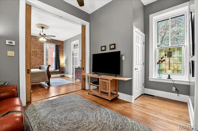 $1,900 | 1010 Allen Avenue, Unit 1F, St. Louis, MO 63104