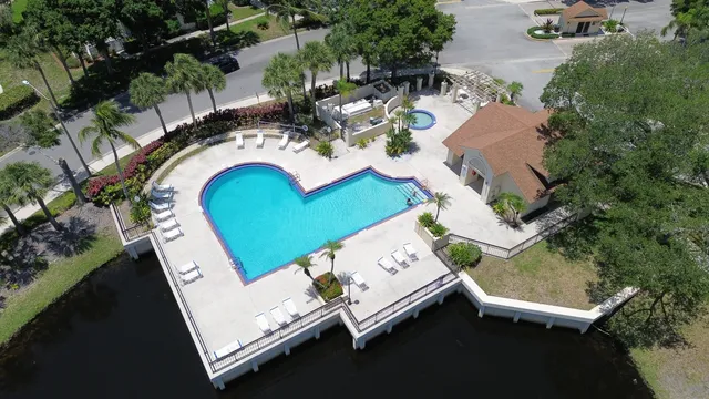 $2,800 | 8111 Northboro Court, Unit 11B, Lake Clarke Shores, FL 33406