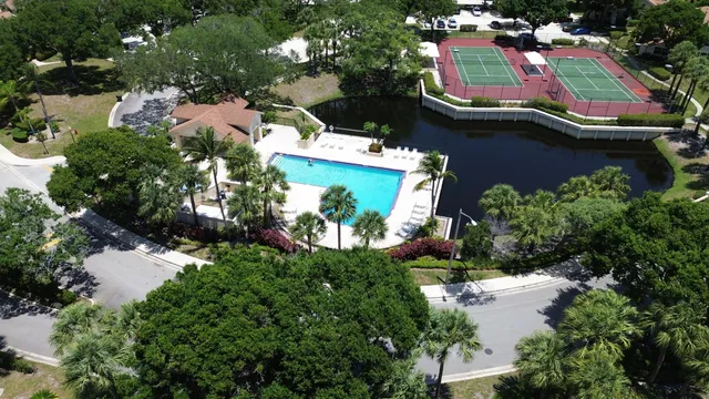 $2,800 | 8111 Northboro Court, Unit 11B, Lake Clarke Shores, FL 33406