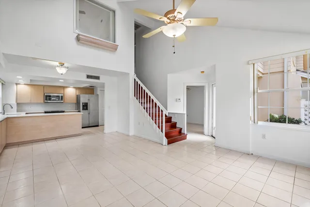 $2,800 | 8111 Northboro Court, Unit 11B, Lake Clarke Shores, FL 33406