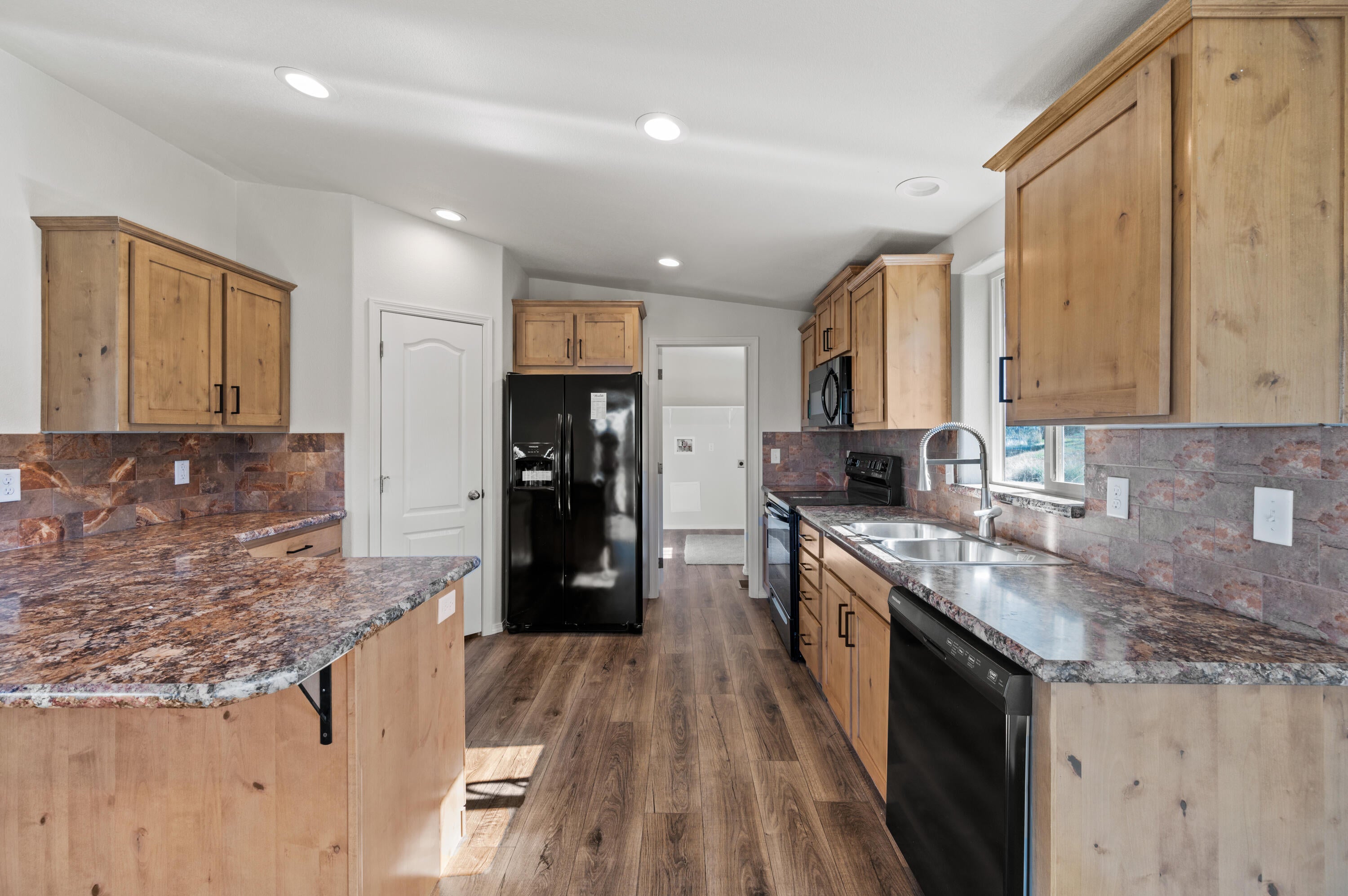8843 Southwest Shad Road Terrebonne, OR 97760 - Photo 8 of 27 8843SWShadRd-24