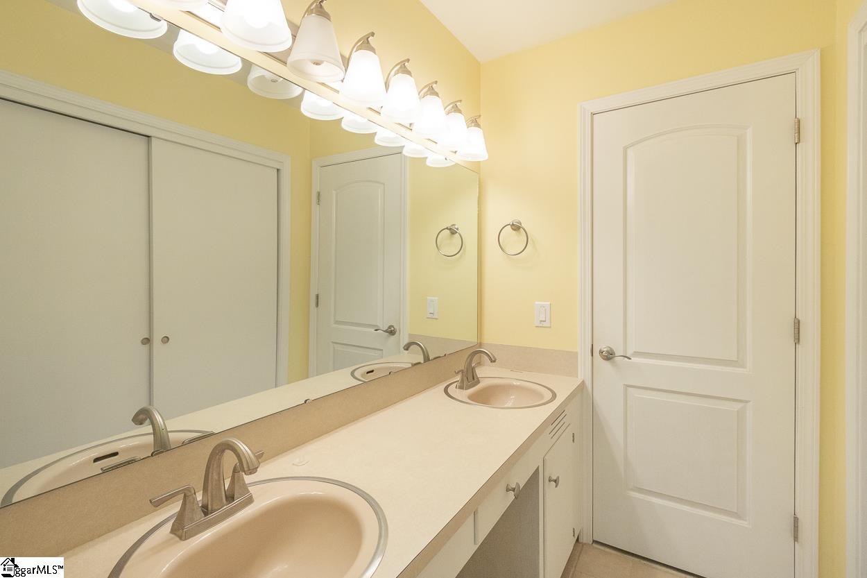 105 Hillandale Road Seneca, SC 29672 - Photo 22 of 50