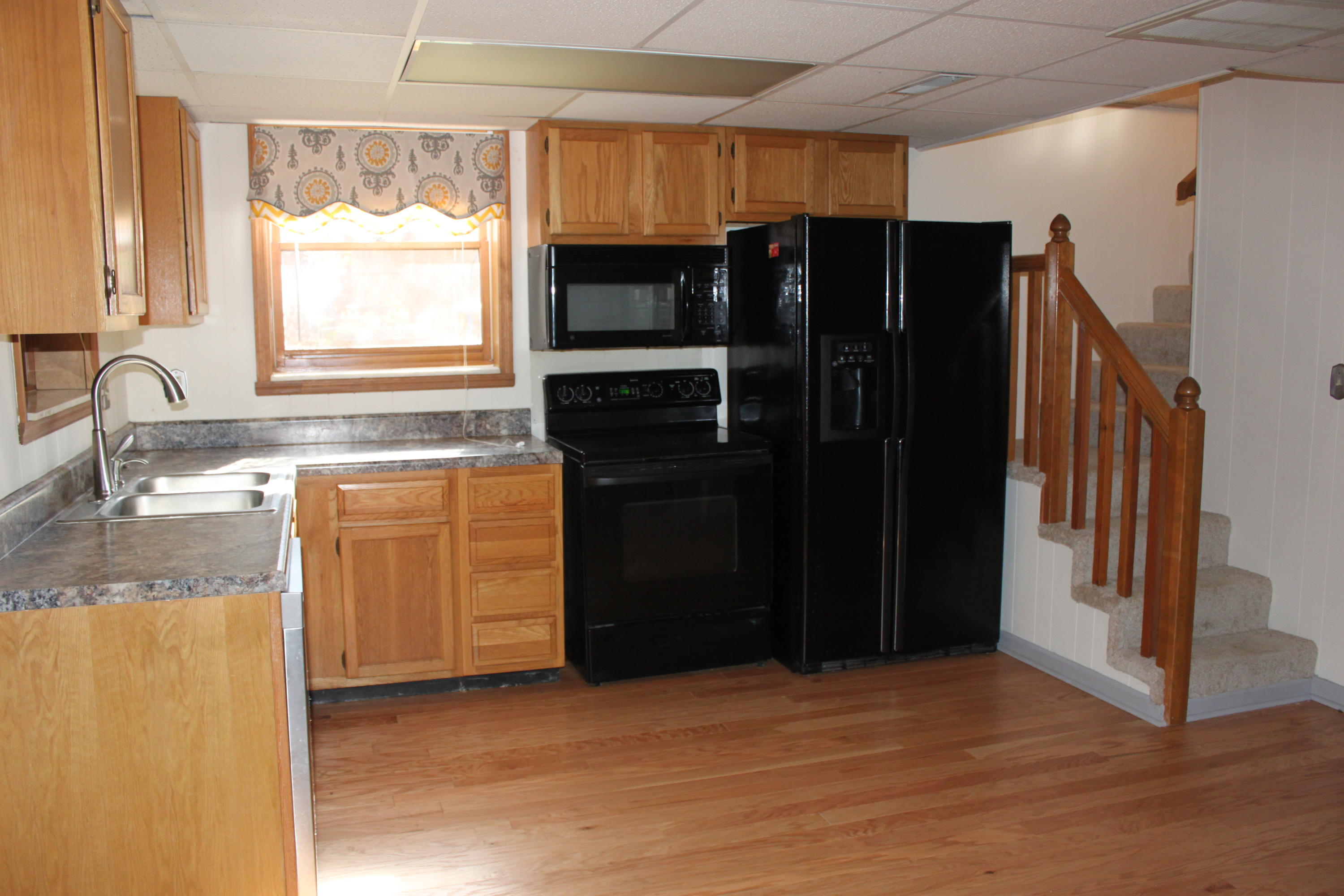 212 Disco Loop Road Friendsville, TN 37737 - Photo 17 of 40 Lower level kitchen