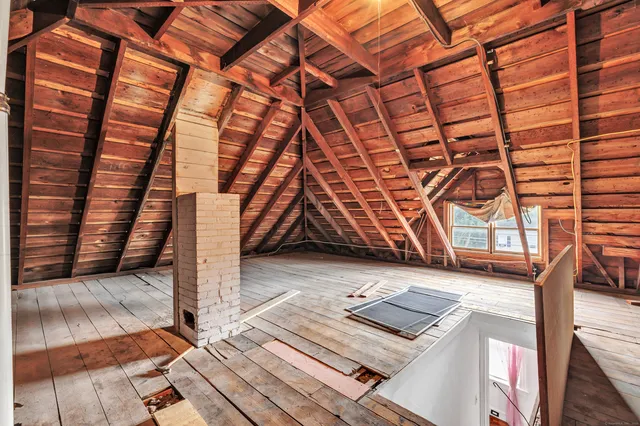 $329,900 | 37 Linden Street, Torrington, CT 06790