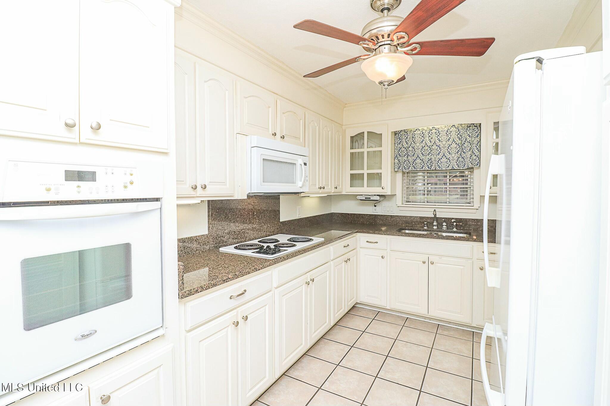 107 St Augustine Drive Madison, MS 39110 - Photo 42 of 56 tempImageUeGIOI