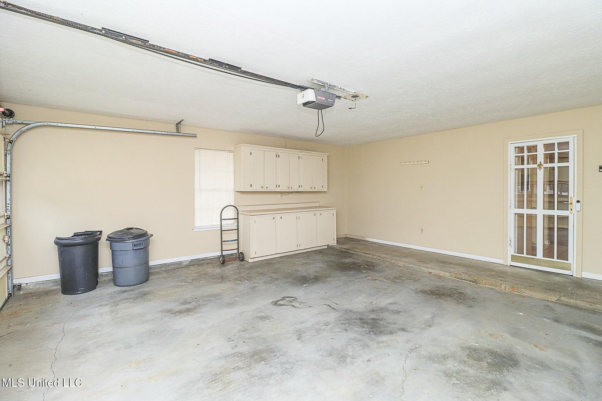 107 St Augustine Drive Madison, MS 39110 - Photo 46 of 56 tempImageizw0GB