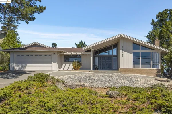 $1,495,000 | 14300 Skyline Boulevard, Oakland, CA 94619