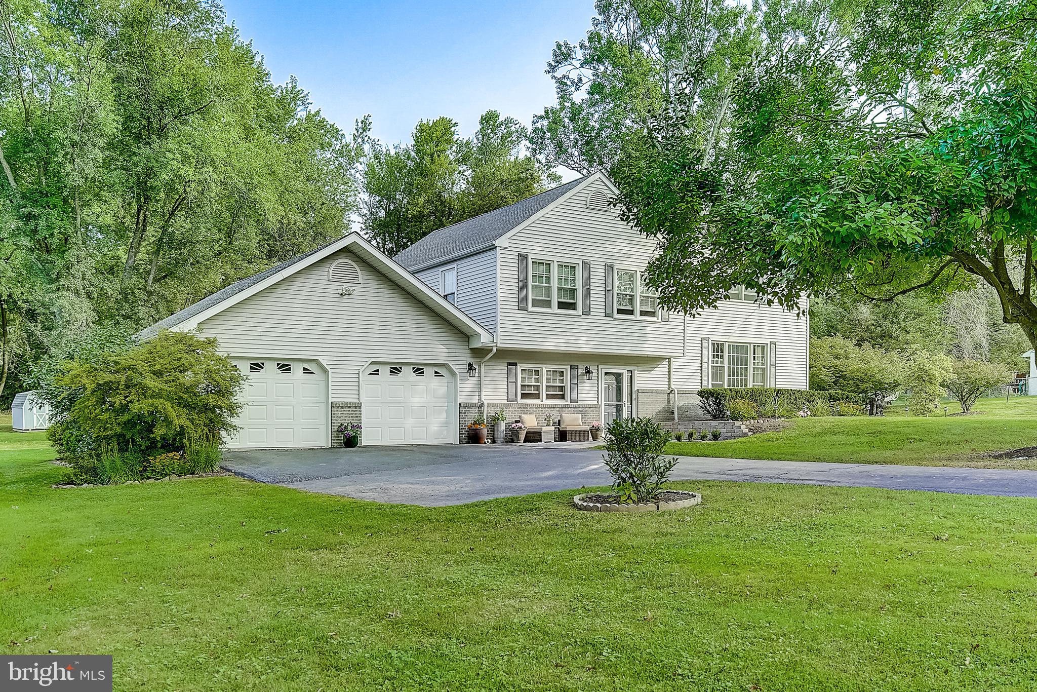 909 Oakbourne Road West Chester, PA 19382 - Photo 4 of 56 Gallery Image 4