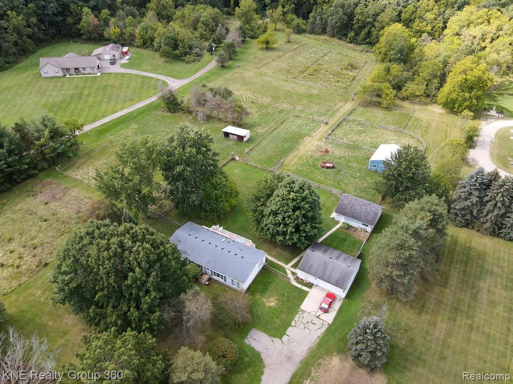 1931 North Hacker Road Howell, MI 48843 - Photo 45 of 50