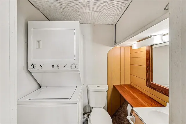 $230,000 | 4408 South Ln Street, Olathe, KS 66061