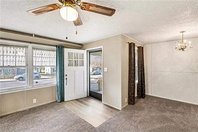 $230,000 | 4408 South Ln Street, Olathe, KS 66061