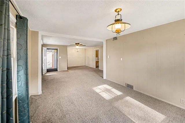 $230,000 | 4408 South Ln Street, Olathe, KS 66061