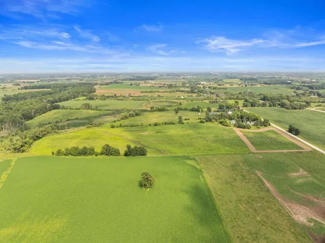 $384,000 | Lt0 County Road North, Lyndon, WI 53093