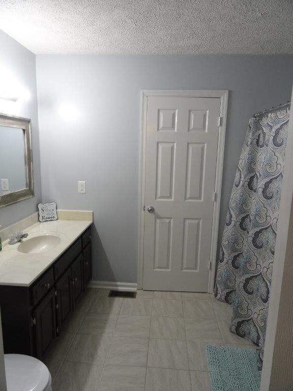 308 Dye Road Bell Buckle, TN 37020 - Photo 7 of 30 master bath features huge walk-in closet