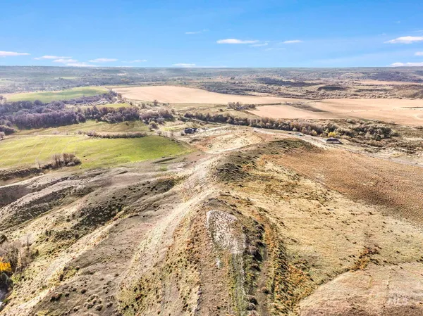 $78,000 | 4504 Snake River Mesa Road, Buhl, ID 83316