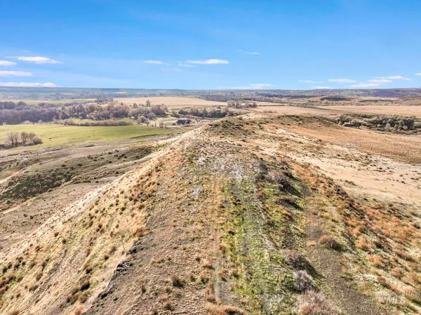 $78,000 | 4504 Snake River Mesa Road, Buhl, ID 83316