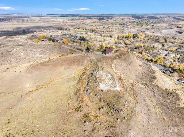 $78,000 | 4504 Snake River Mesa Road, Buhl, ID 83316