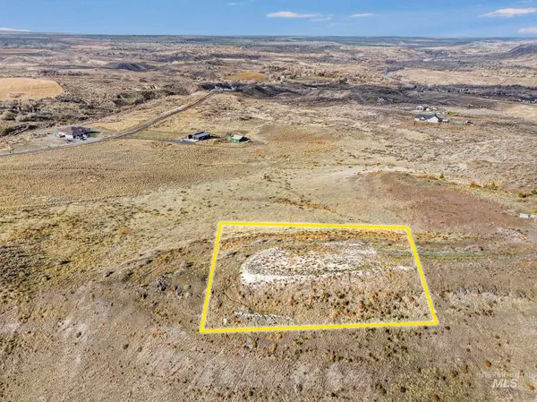 $78,000 | 4504 Snake River Mesa Road, Buhl, ID 83316